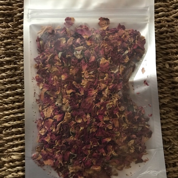 Bath roses - Picture 1 of 1